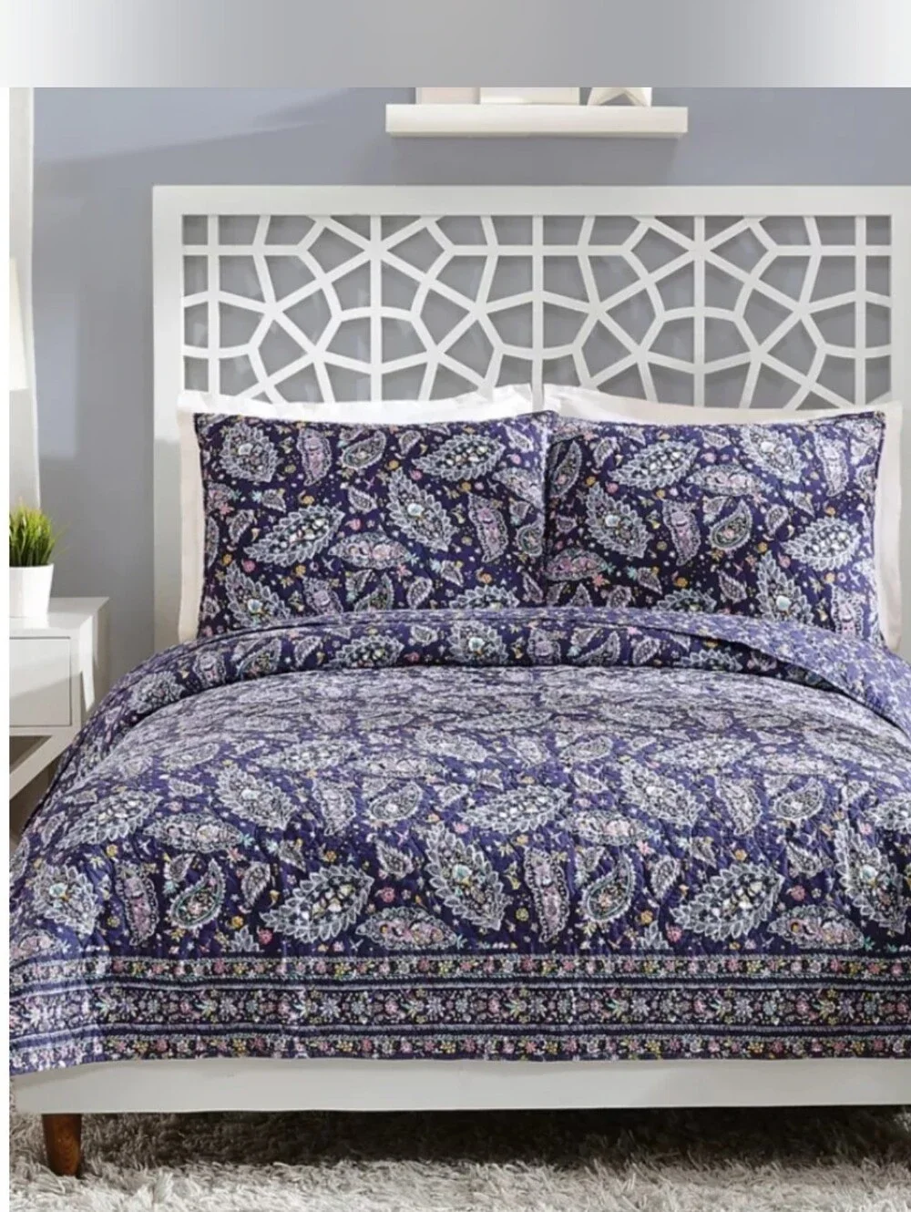 Vera Bradley Purple French Paisley Twin/Twin XL Quilt